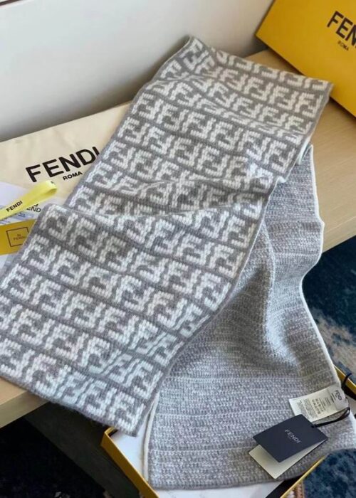 SCARF FENDI