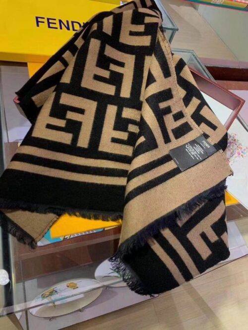 SCARF FENDI