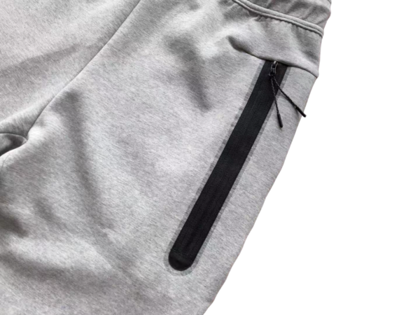 Pantalón Largo Nike Tech Fleece Gris