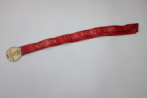 Medalla Final Champions League 09/10
