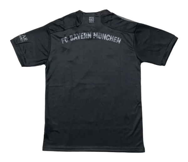 Edición Especial Bayern Múnich Full Black