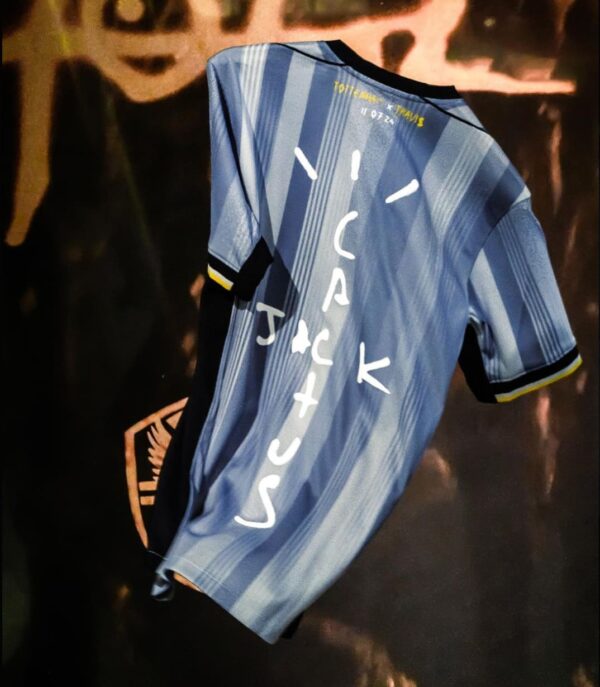 Camiseta Tottenham Hotspur x Travis Scott