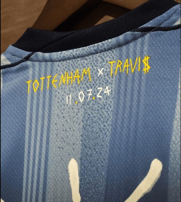 Camiseta Tottenham Hotspur x Travis Scott