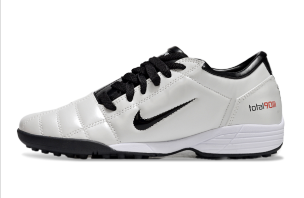 Nike Total 90 Black & White