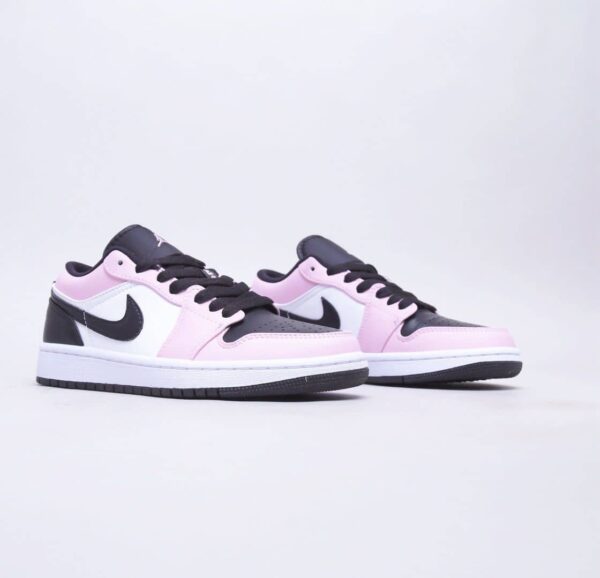 Air Jordan 1 Low Black & Pink