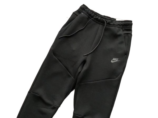 Pantalón Largo Nike Tech Fleece Negro