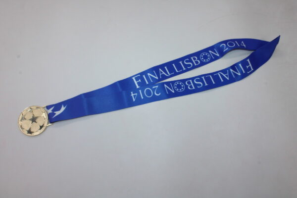 Medalla Final Champions League 13/14