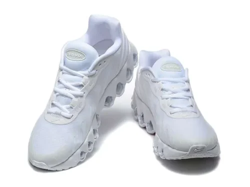 Air Max DN8