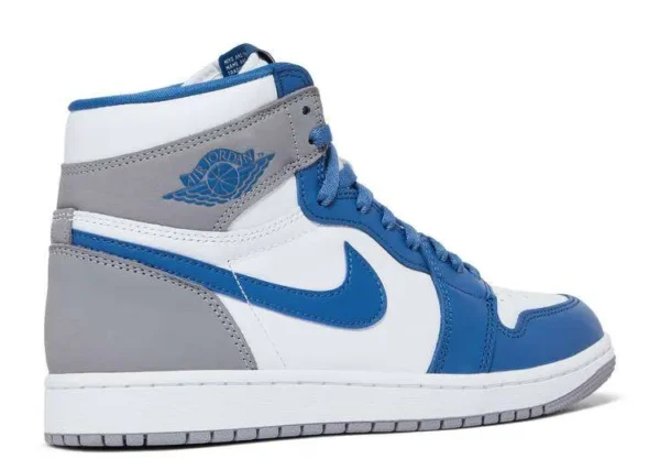 air-jordan-1-high-true-blue-2.webp AIR JORDAN 1 HIGH ‘TRUE BLUE’
