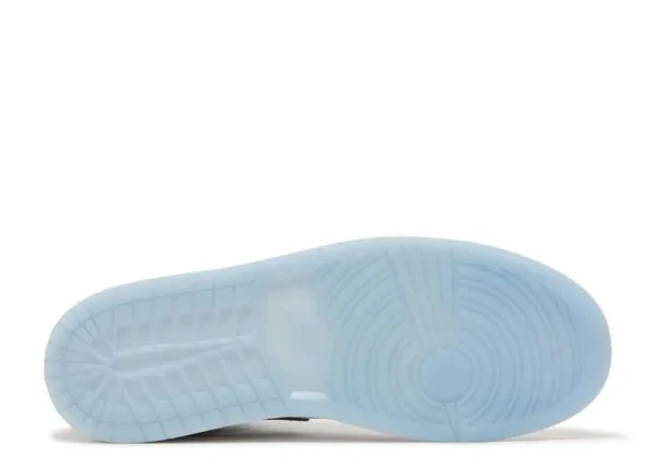 AIR JORDAN 1 MID ‘WHITE ICE BLUE’