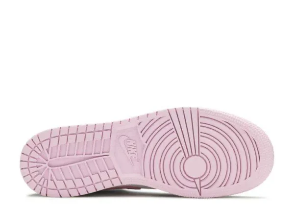 AIR JORDAN 1 MID ‘WHITE LIGHT ARTIC PINK’