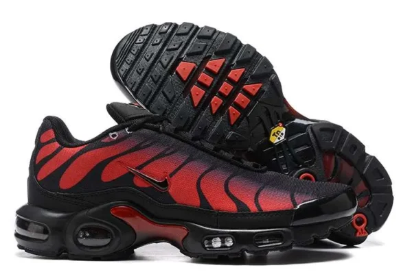 air-max-plus-tn-bred-reflective-2.webp AIR MAX PLUS TN ‘BRED REFLECTIVE’
