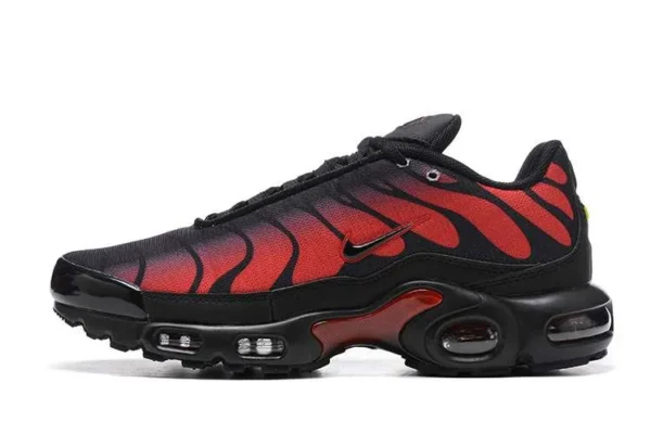 air-max-plus-tn-bred-reflective.webp AIR MAX PLUS TN ‘BRED REFLECTIVE’