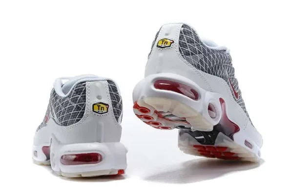 air-max-plus-tn-crazy-red-2.webp AIR MAX PLUS TN ‘CRAZY RED’