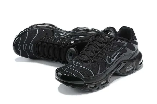 air-max-plus-tn-double-swoosh-19.webp AIR MAX PLUS TN ‘DOUBLE SWOOSH’