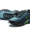 air-max-plus-tn-iridescent-2.webp AIR MAX PLUS TN ‘IRIDESCENT’