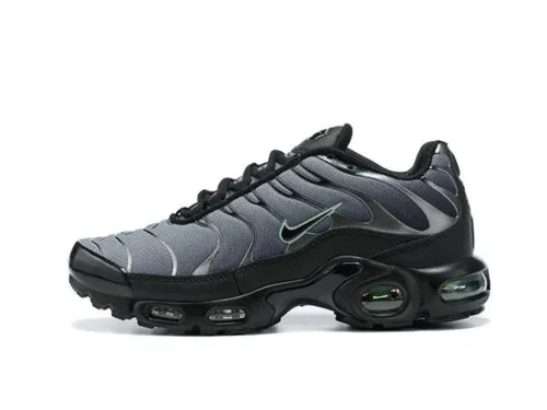 AIR MAX PLUS TN ‘OCEANIA’