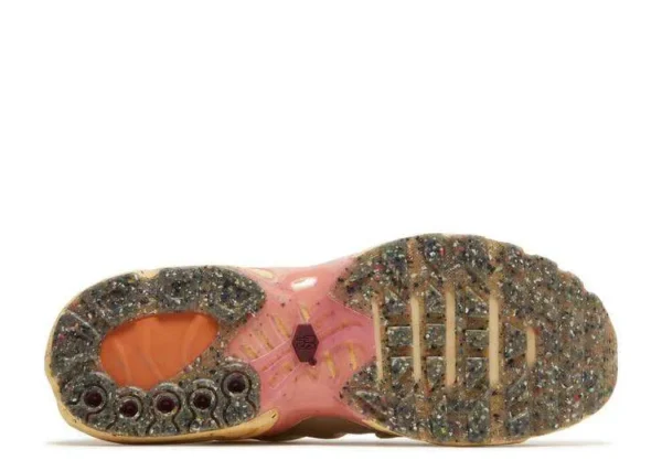 AIR MAX TERRASCAPE PLUS ‘PEARL WHITE DARK BEETROOT’