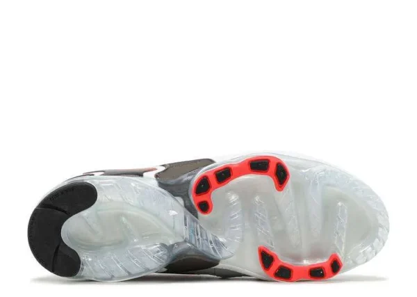 AIR VAPORMAX EVO ‘SUMMIT WHITE BRIGHT CRIMSON’