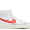 blazer-mid-77-vintage-white-red.webp BLAZER MID 77′ VINTAGE ‘WHITE RED’