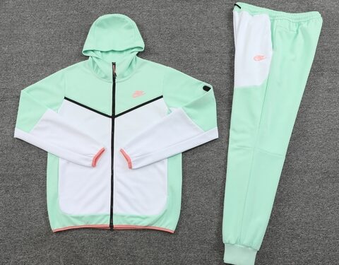 Conjunto Nike Sportswear Tech Fleece Verde Claro