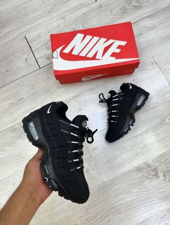 AIR MAX 95 Blackwhite