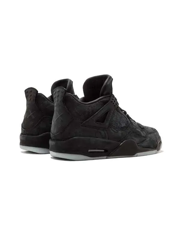 Jordan retro 4 x Kaws negras