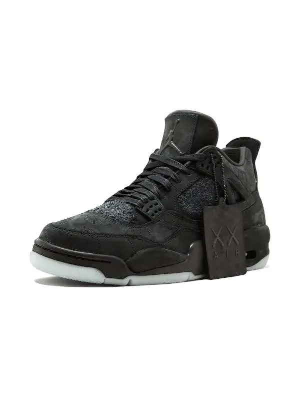 Jordan retro 4 x Kaws negras