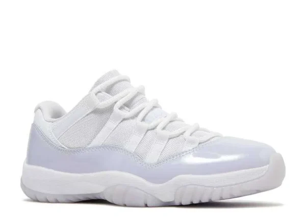 JORDAN RETRO 11 LOW ‘PURE VIOLET’
