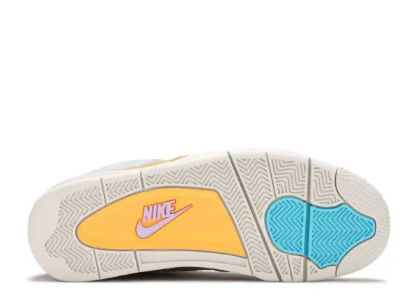 JORDAN RETRO 4 ‘DESERT MOSS’