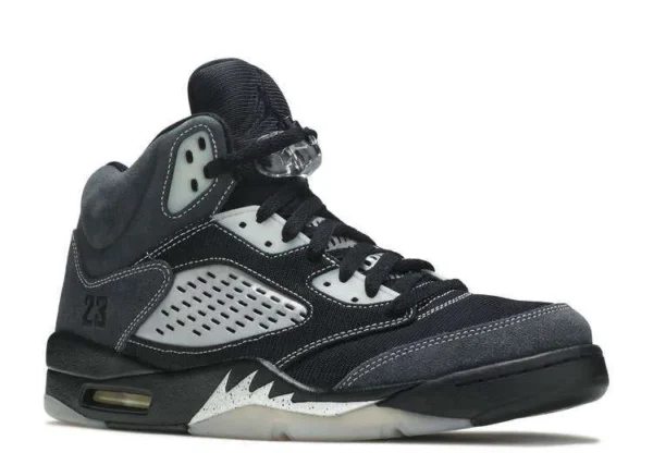 JORDAN RETRO 5 ‘ANTHRACITE’