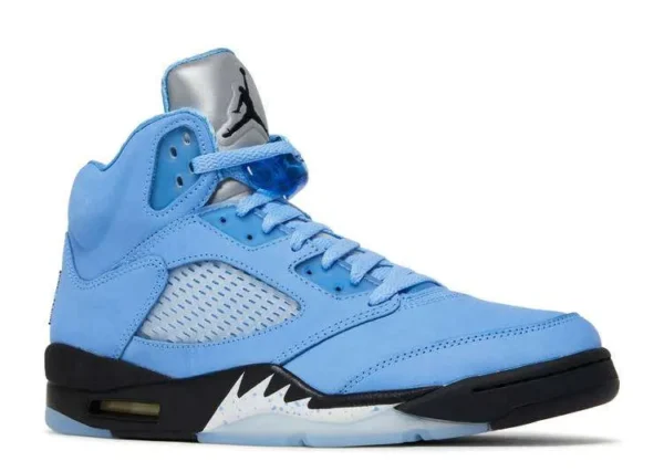 JORDAN RETRO 5 ‘UNC’