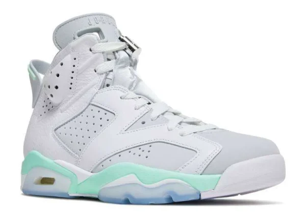 JORDAN RETRO 6 ‘MINT FOAM’