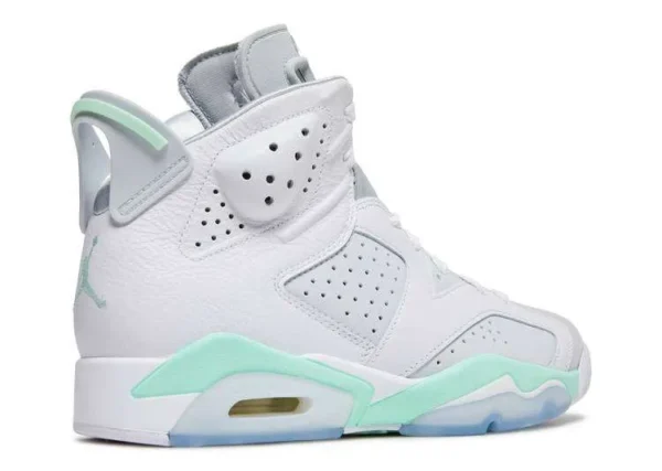JORDAN RETRO 6 ‘MINT FOAM’