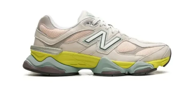 NB 9060 «Cream Moonbeam»
