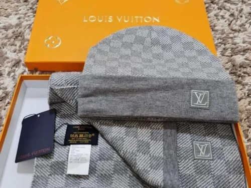 Louis Vuitton Beanie + Scarf LV122