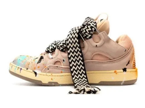 rosa-con-macchie-di-vernice.webp Rosa Con Macchie Di Vernice