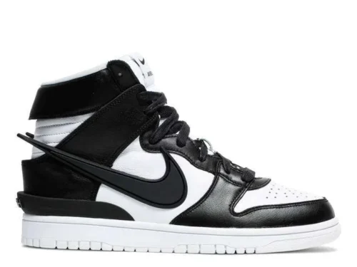 SB DUNK HIGH AMBUSH ‘BLACK’
