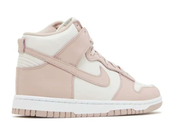 SB DUNK HIGH ‘PINK OXFORD’
