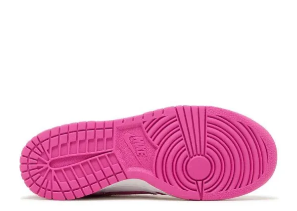 sb-dunk-low-active-fuchsia-3.webp SB DUNK LOW ‘ACTIVE FUCHSIA’