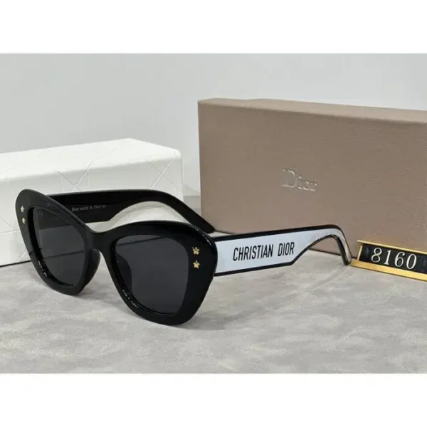 Sunglasses Christian Dior DO080
