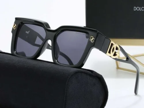 Sunglasses Dolce Gabbana DG010