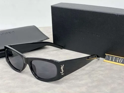 Sunglasses Yves Saint Laurent YSL022