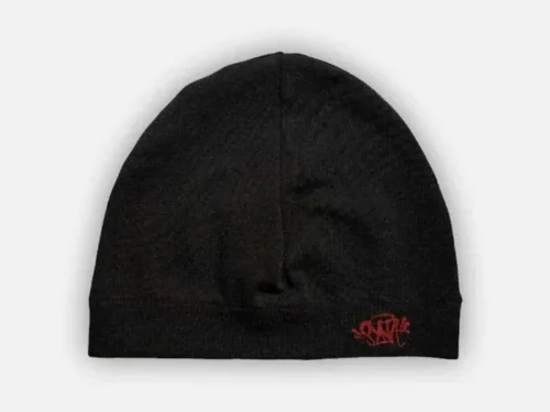 Synaworld Winter Black Red Beanie