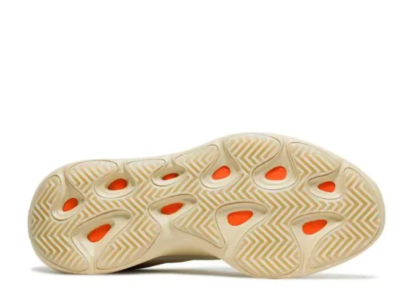 YEEZY 700 V3 ‘SAFFLOWER’