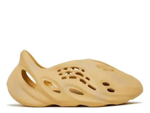 YEEZY FOAM RUNNER ‘DESERT SAND’